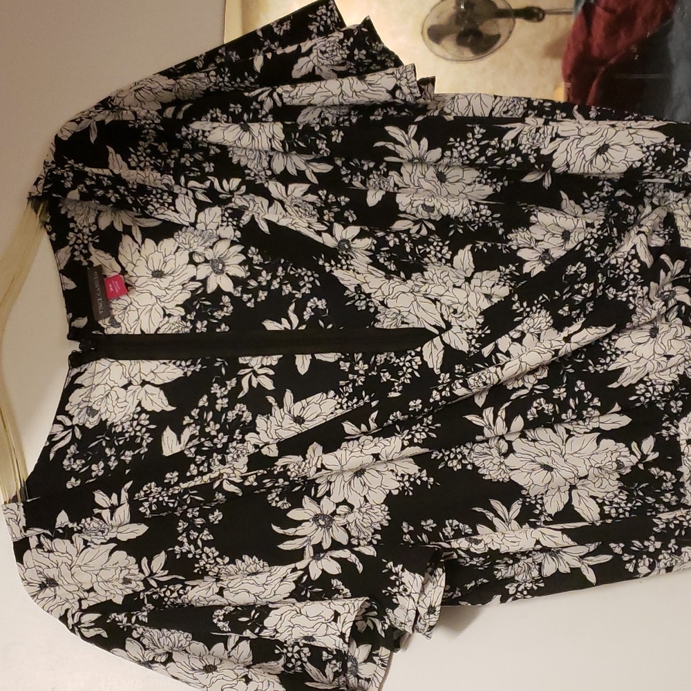 Vince Camuto black and white one piece pantset/jumper with belt tie, size 16W